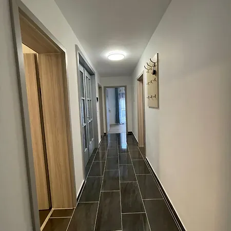 Homestay Luis Ruesselsheim O1