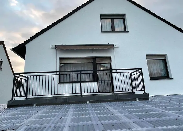 Luis Ruesselsheim O1 Homestay szállás Hassloch (Hessen)
